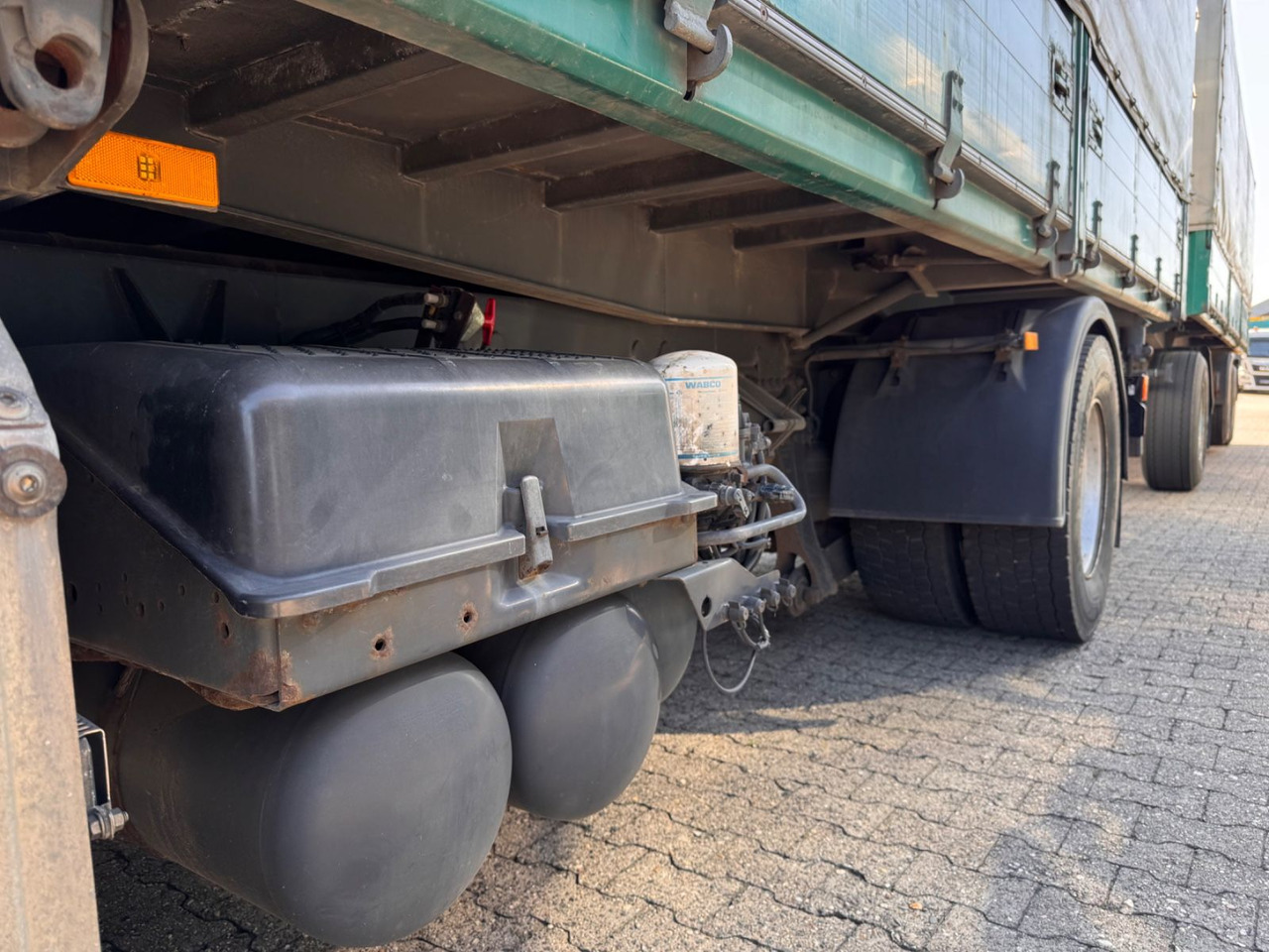 Leasing de  Mercedes-Benz 1844 Actros MP3 3-SeitenKipper Getreide Pritsche Mercedes-Benz 1844 Actros MP3 3-SeitenKipper Getreide Pritsche: foto 11