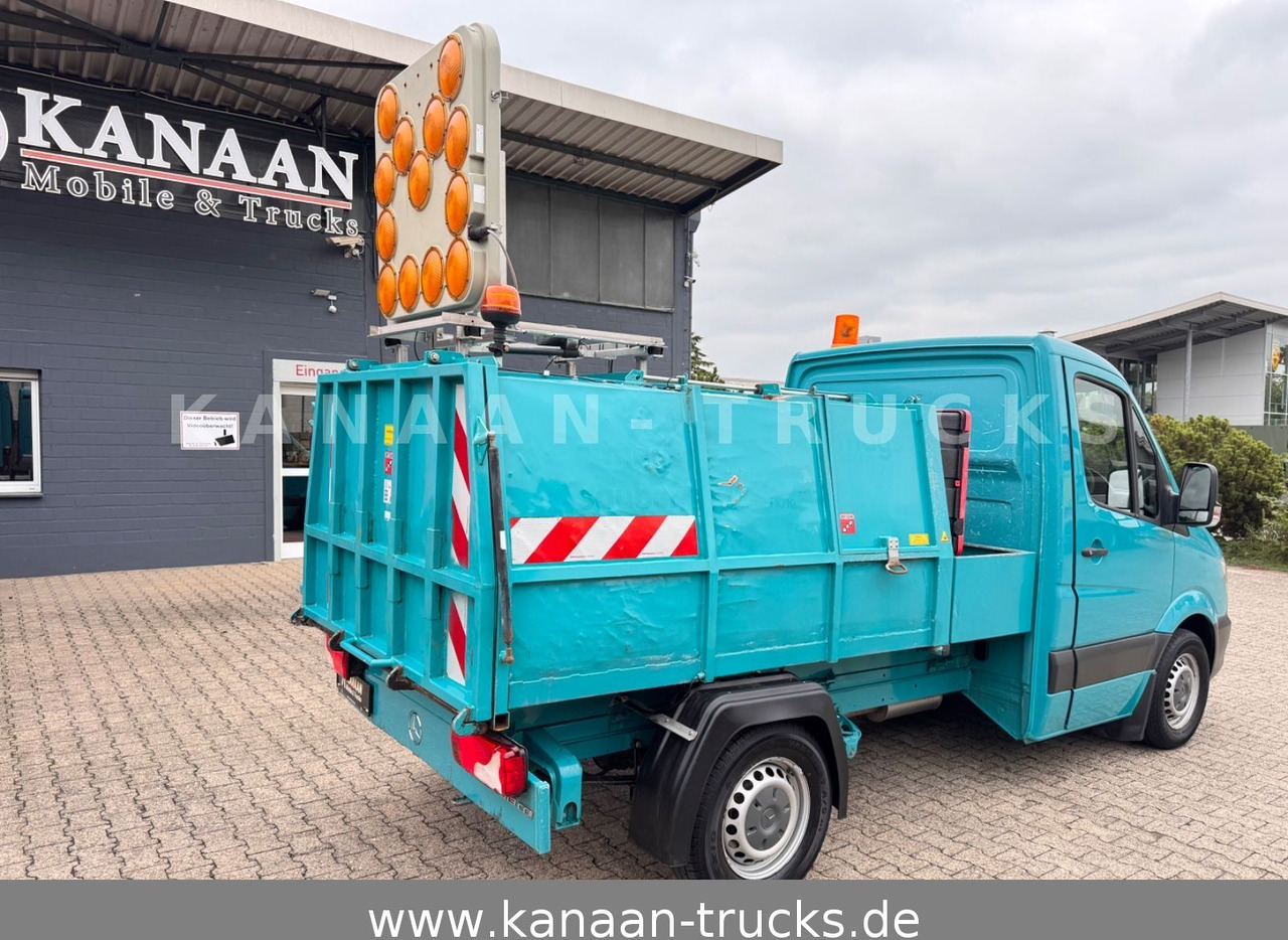 Mercedes-Benz 313 CDI Sprinter II Bertsche Müllwagen Tafel - Caminhão de lixo: foto 3 Mercedes-Benz 313 CDI Sprinter II Bertsche Müllwagen Tafel - Caminhão de lixo: foto 3