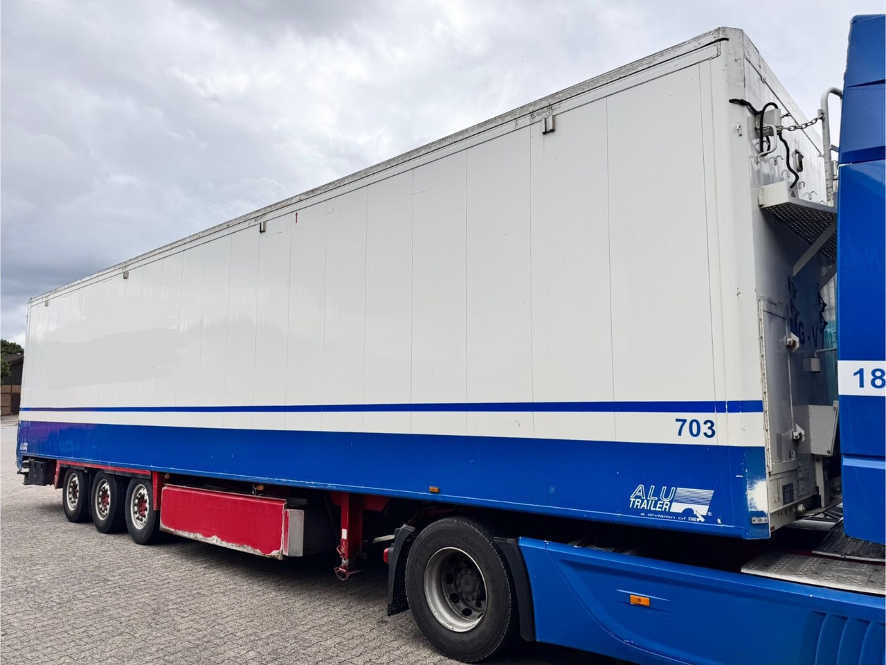 Stas S300 ZX Walkingfloor 3 x Vorhanden TÜV NEU - Semi-reboque piso móvel: foto 4 Stas S300 ZX Walkingfloor 3 x Vorhanden TÜV NEU - Semi-reboque piso móvel: foto 4