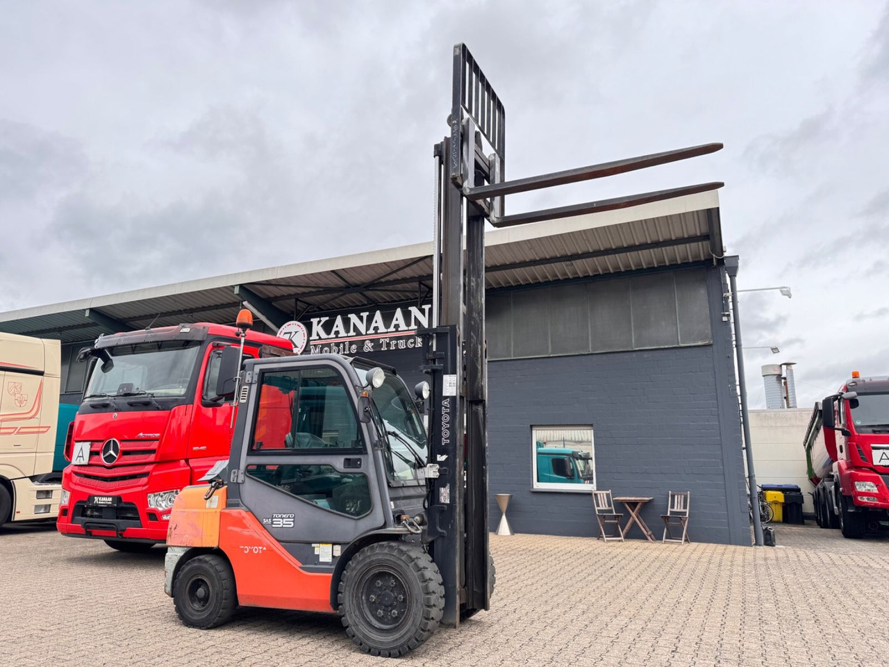 Toyota Tonero 35 Diesel Stapler 3.274h Sideshift - Empilhadeira a diesel: foto 3 Toyota Tonero 35 Diesel Stapler 3.274h Sideshift - Empilhadeira a diesel: foto 3