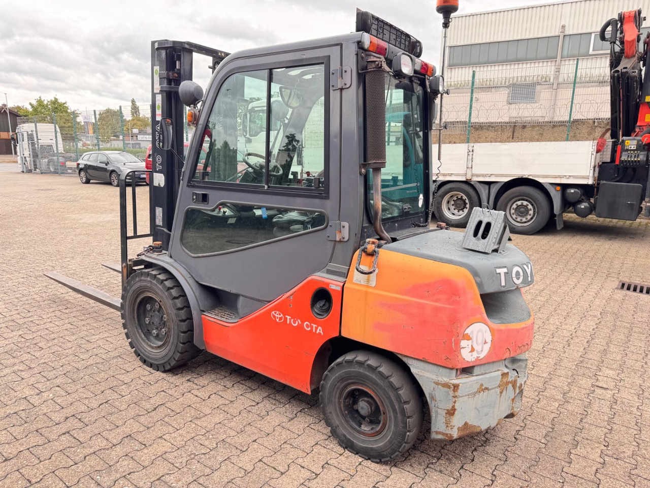 Toyota Tonero 35 Diesel Stapler 3.274h Sideshift - Empilhadeira a diesel: foto 4 Toyota Tonero 35 Diesel Stapler 3.274h Sideshift - Empilhadeira a diesel: foto 4