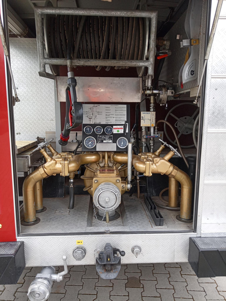 Carro de bombeiro Mercedes Benz Unimog U1300L Unimog Firetruck: foto 12