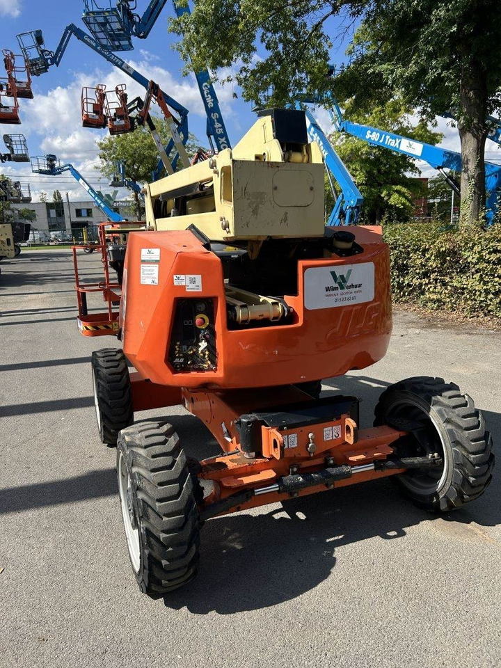 JLG 340AJ (4566) - Plataforma articulada: foto 5 JLG 340AJ (4566) - Plataforma articulada: foto 5