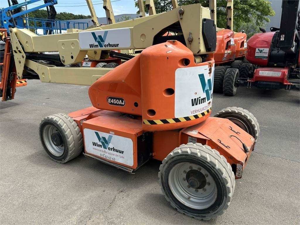 JLG E450AJ (2005) - Plataforma articulada: foto 2 JLG E450AJ (2005) - Plataforma articulada: foto 2