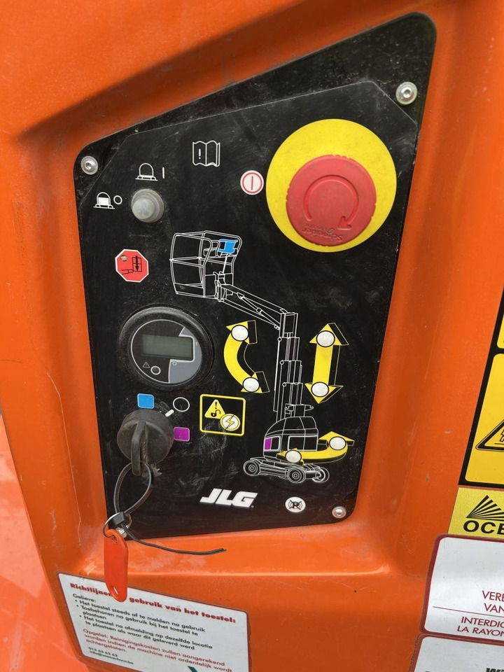 JLG Toucan 10E (7356) - Plataforma de mastro vertical: foto 5 JLG Toucan 10E (7356) - Plataforma de mastro vertical: foto 5