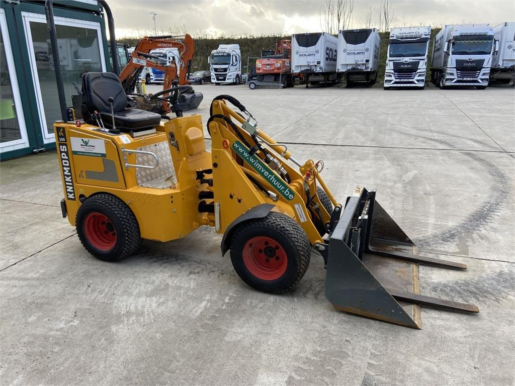 Knikmops KM100 (7123) - Carregadora articulada: foto 4 Knikmops KM100 (7123) - Carregadora articulada: foto 4