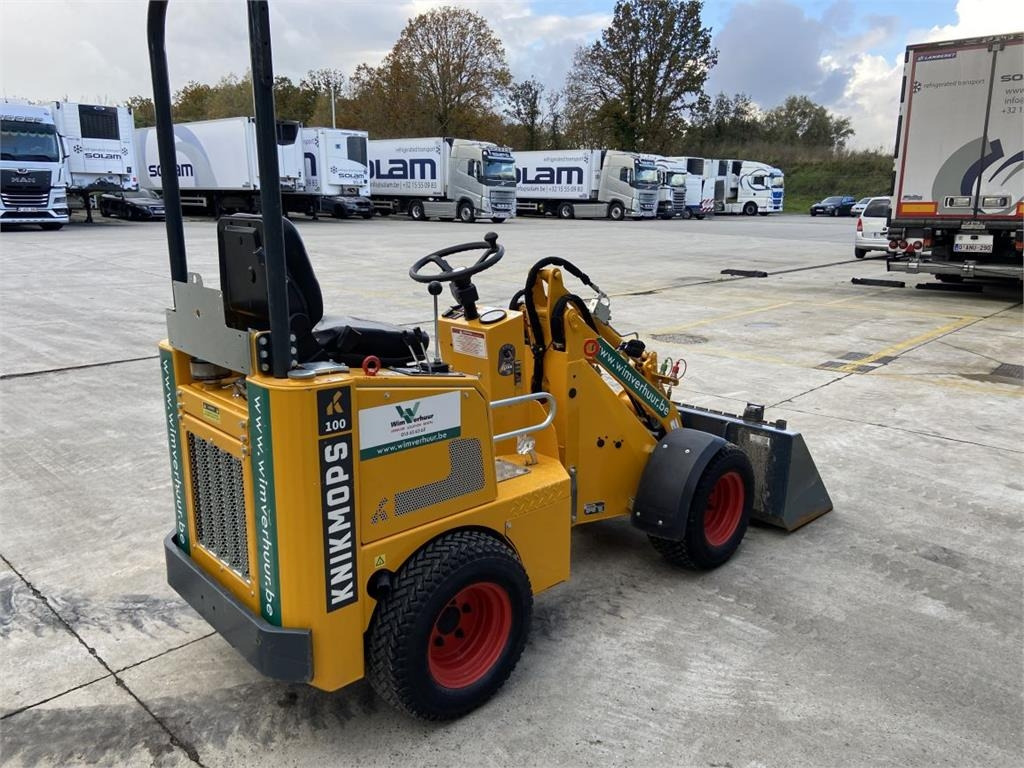 Knikmops KM100 (7123) - Carregadora articulada: foto 3 Knikmops KM100 (7123) - Carregadora articulada: foto 3