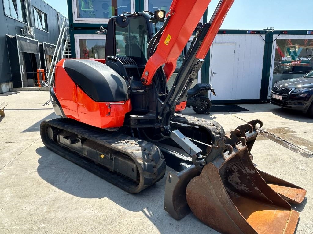 Kubota KX 080-4 - Mini escavadeira: foto 5 Kubota KX 080-4 - Mini escavadeira: foto 5