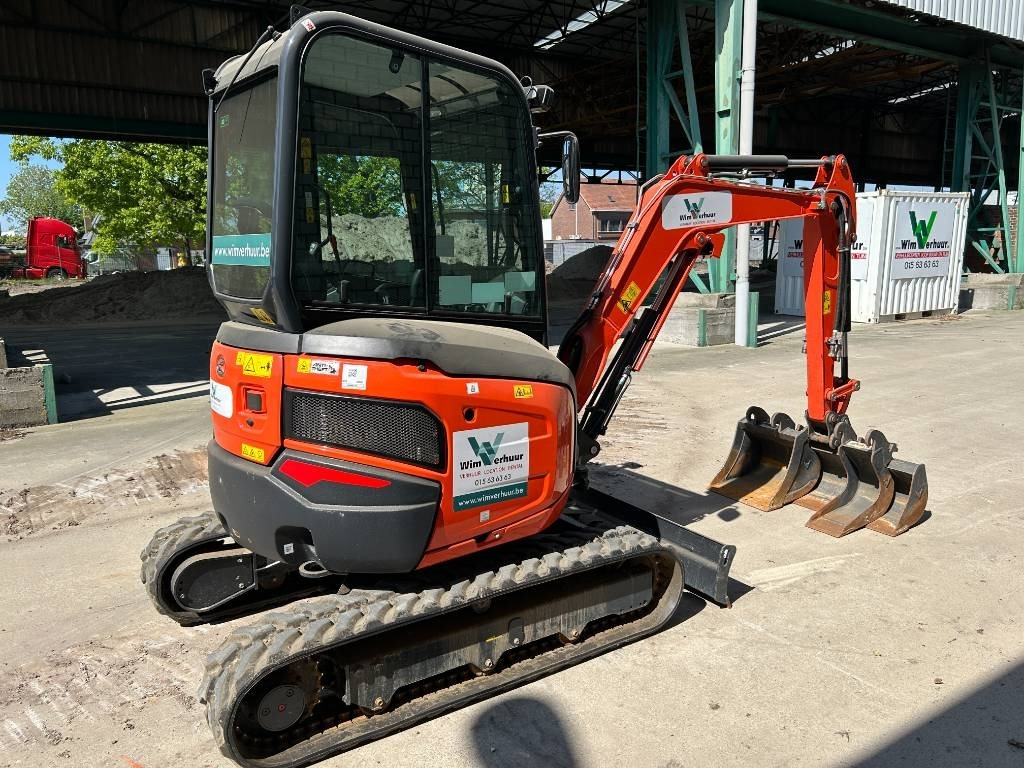 Kubota U 27-4 - Mini escavadeira: foto 4 Kubota U 27-4 - Mini escavadeira: foto 4