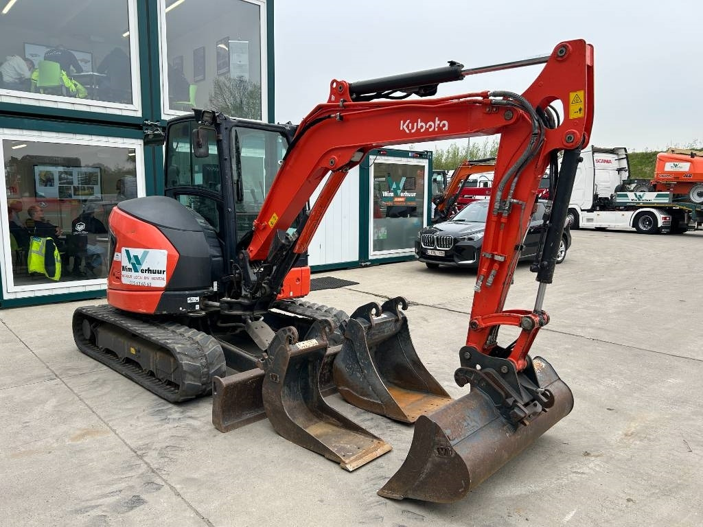 Kubota U 50 - Mini escavadeira: foto 3 Kubota U 50 - Mini escavadeira: foto 3