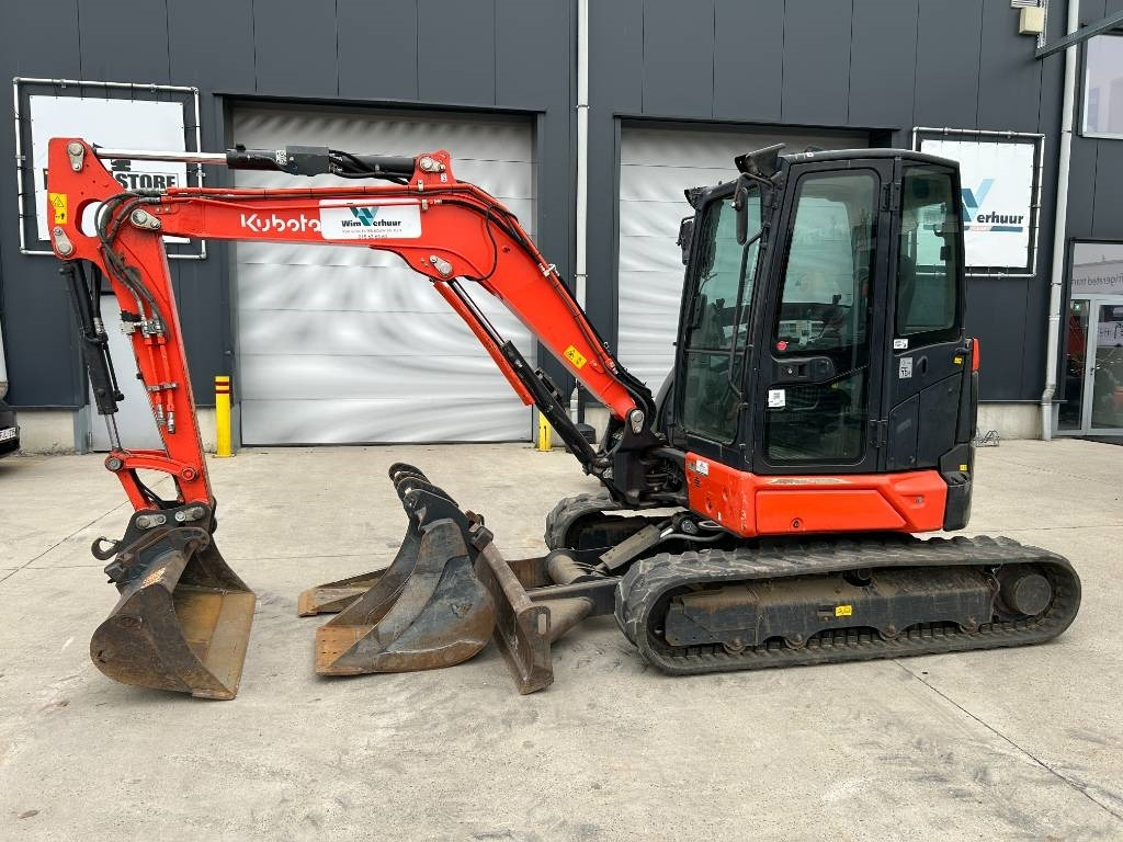 Kubota U 50 - Mini escavadeira: foto 1 Kubota U 50 - Mini escavadeira: foto 1