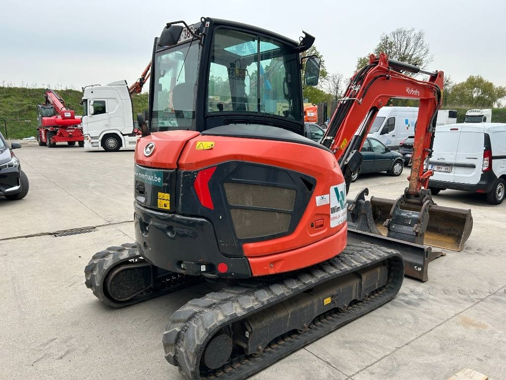 Kubota U 50 - Mini escavadeira: foto 4 Kubota U 50 - Mini escavadeira: foto 4