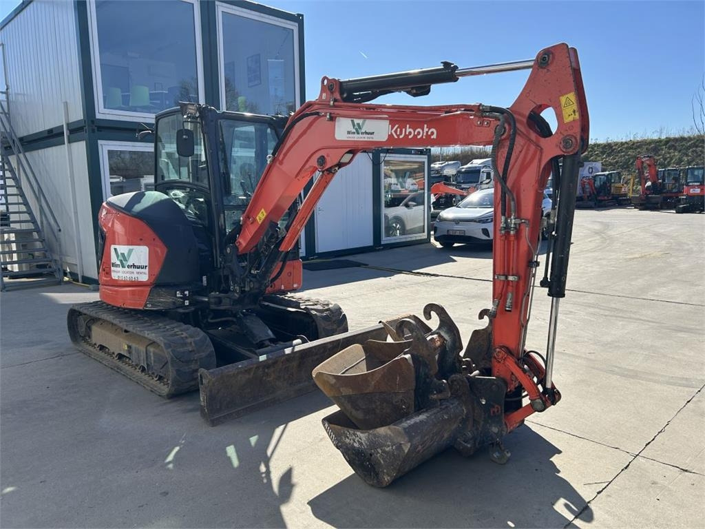 Kubota U50-5 (6970) - Mini escavadeira: foto 2 Kubota U50-5 (6970) - Mini escavadeira: foto 2