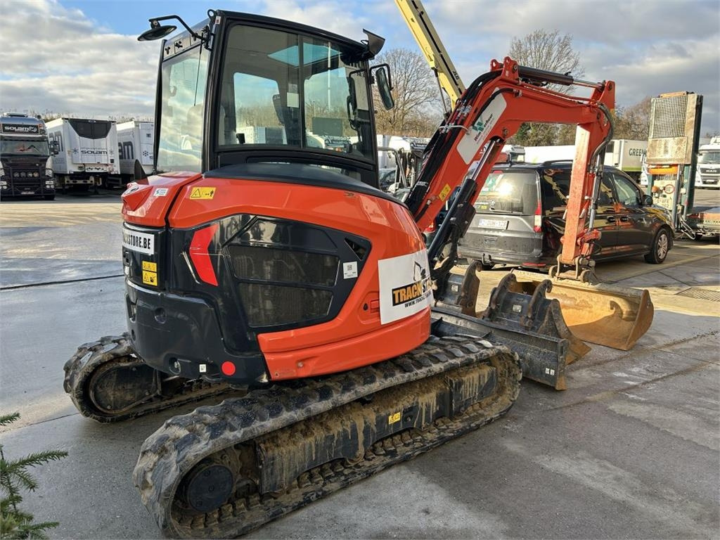 Kubota U50-5 (8596)  - Mini escavadeira: foto 3 Kubota U50-5 (8596)  - Mini escavadeira: foto 3