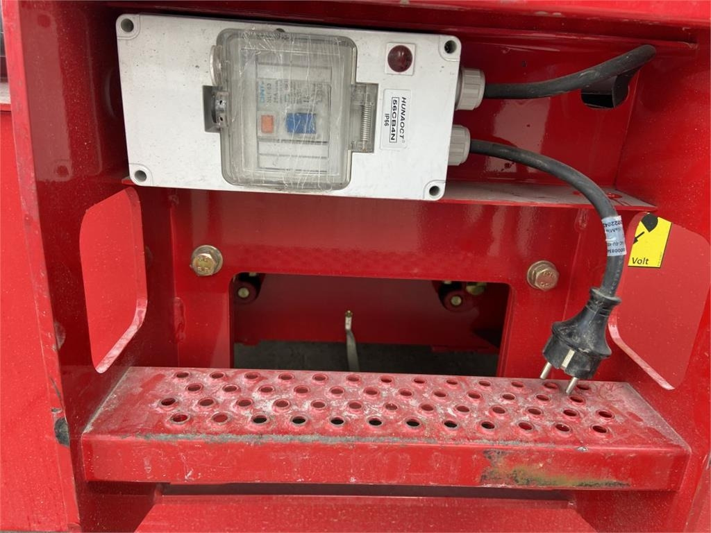 Magni ES1612ACP (7896) - Plataforma de Tijera/ Plataforma de tesoura: foto 4 Magni ES1612ACP (7896) - Plataforma de Tijera/ Plataforma de tesoura: foto 4