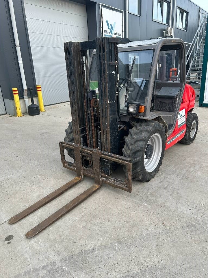 Manitou MH 25.4 - Empilhador todo-o-terreno: foto 2 Manitou MH 25.4 - Empilhador todo-o-terreno: foto 2
