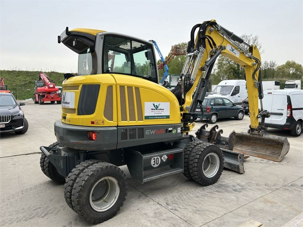 Wacker Neuson EW65 (8946) - Escavadeira de rodas: foto 3 Wacker Neuson EW65 (8946) - Escavadeira de rodas: foto 3
