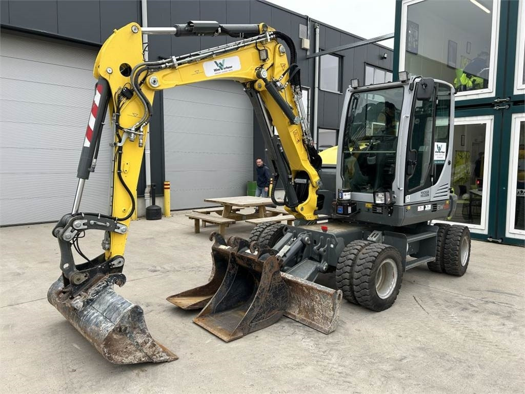 Wacker Neuson EW65 (8946) - Escavadeira de rodas: foto 2 Wacker Neuson EW65 (8946) - Escavadeira de rodas: foto 2