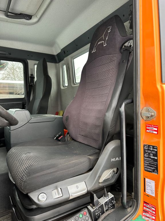 MAN TGS 26.400 6X2-2 BL Meille RK 20.70 Absetzkipper MAN TGS 26.400 6X2-2 BL Meille RK 20.70 Absetzkipper - Camião multibenne: foto 4 MAN TGS 26.400 6X2-2 BL Meille RK 20.70 Absetzkipper MAN TGS 26.400 6X2-2 BL Meille RK 20.70 Absetzkipper - Camião multibenne: foto 4