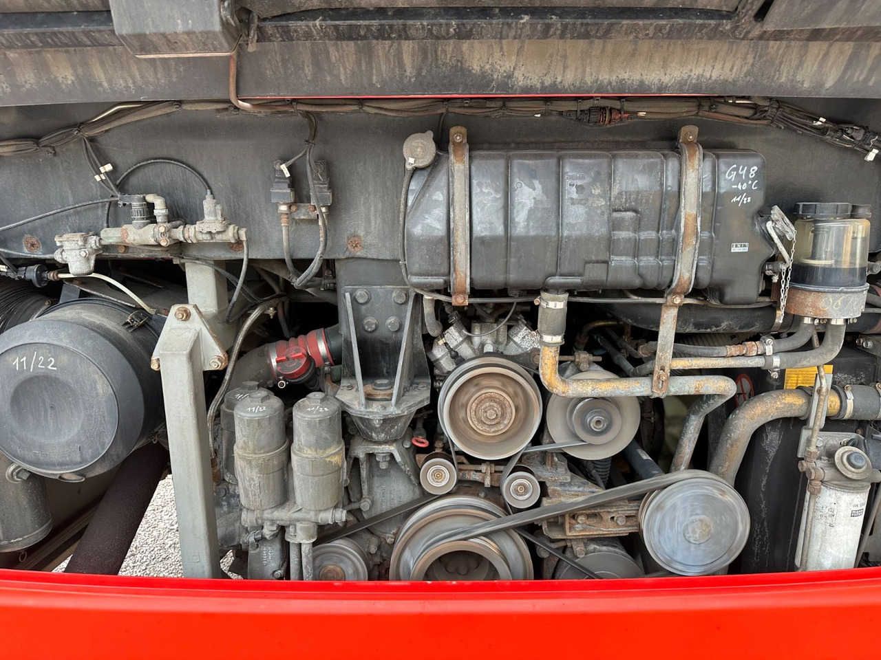 Mercedes-Benz O550 Integro (56 Sitze*Klima*Schalt) - Ônibus suburbano: foto 4 Mercedes-Benz O550 Integro (56 Sitze*Klima*Schalt) - Ônibus suburbano: foto 4