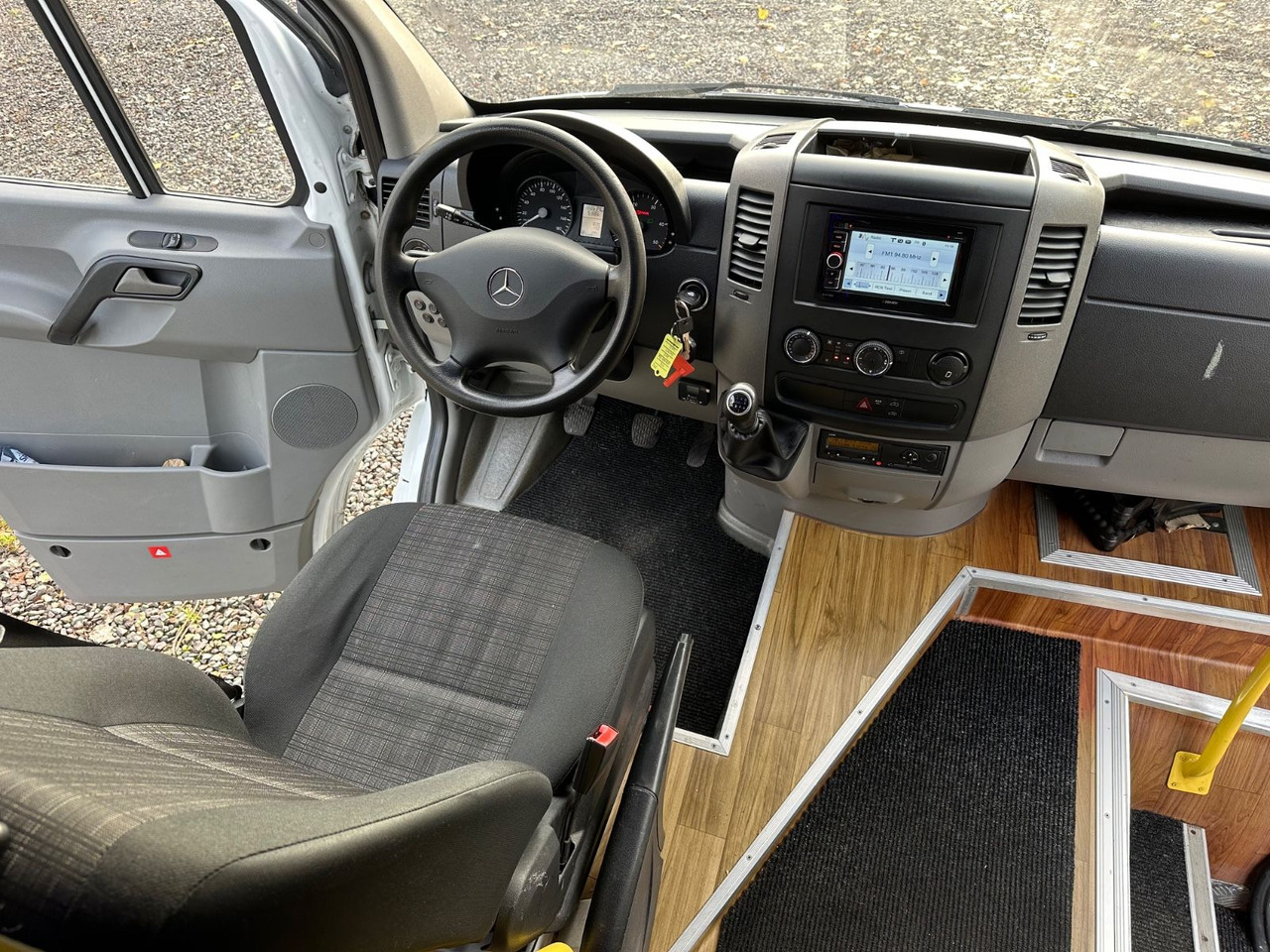 Mercedes-Benz Sprinter 516 CDi (DE*Klima*23 Reisesitze) - Minibus, Furgão de passageiros: foto 4 Mercedes-Benz Sprinter 516 CDi (DE*Klima*23 Reisesitze) - Minibus, Furgão de passageiros: foto 4