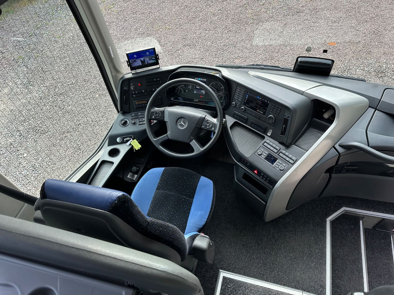 Mercedes-Benz Tourismo E 16 RHD-M/2A (wenig Km*TOP*61 Sitze) - Autocarro: foto 5 Mercedes-Benz Tourismo E 16 RHD-M/2A (wenig Km*TOP*61 Sitze) - Autocarro: foto 5