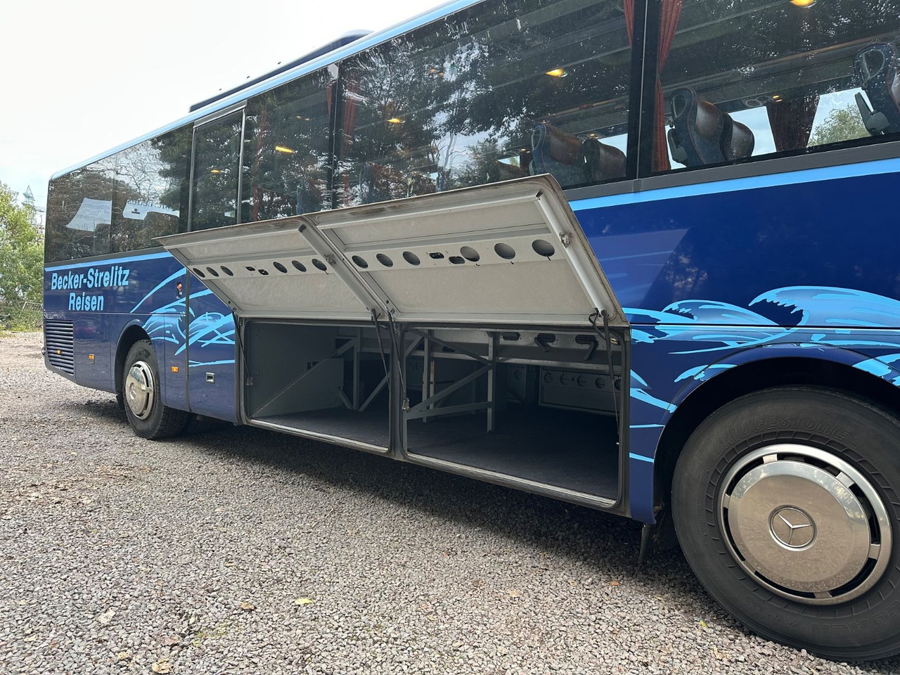 Mercedes-Benz Tourismo O350 RH (Euro 5*DE*56 Sitze) - Ônibus suburbano: foto 4 Mercedes-Benz Tourismo O350 RH (Euro 5*DE*56 Sitze) - Ônibus suburbano: foto 4