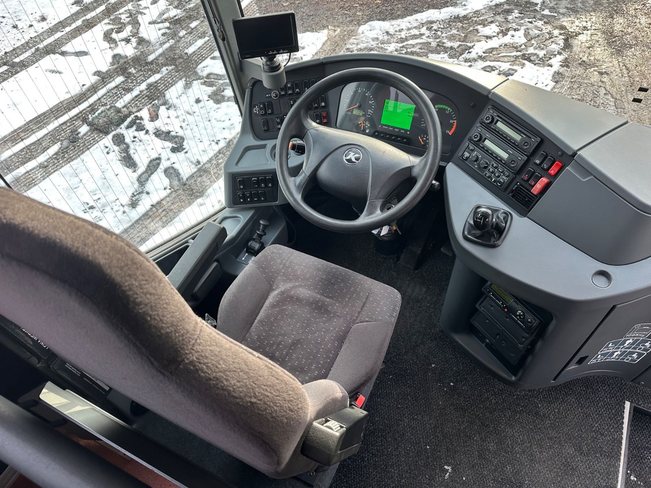 Setra 415 UL-GT (58 Sitze*TOP) - Ônibus suburbano: foto 4 Setra 415 UL-GT (58 Sitze*TOP) - Ônibus suburbano: foto 4