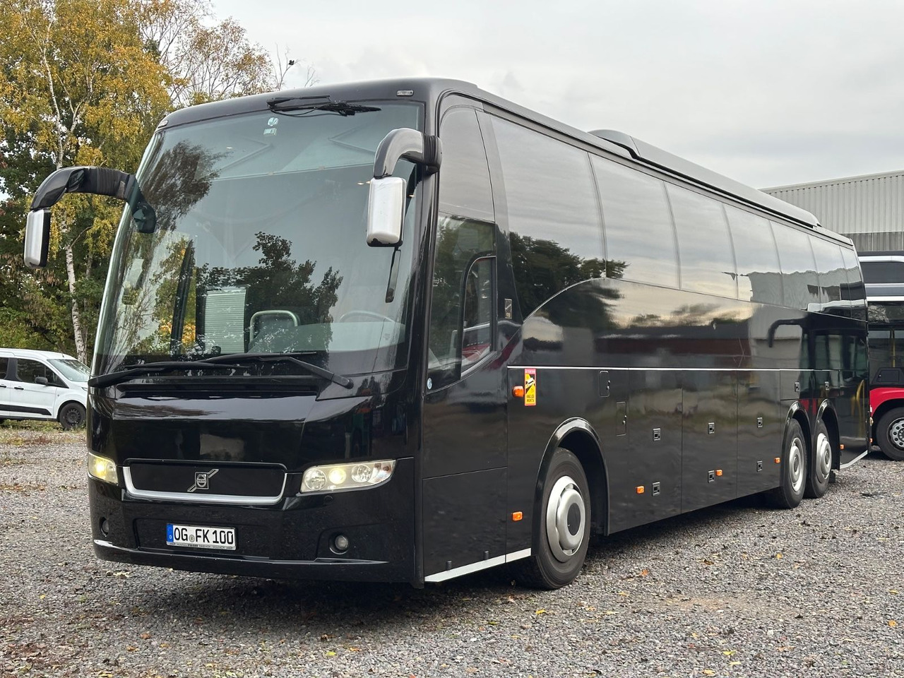 Volvo 9700 HD 6x2 Euro 5(9900*416 HD*Tourismo RHD-M) - Autocarro: foto 1 Volvo 9700 HD 6x2 Euro 5(9900*416 HD*Tourismo RHD-M) - Autocarro: foto 1